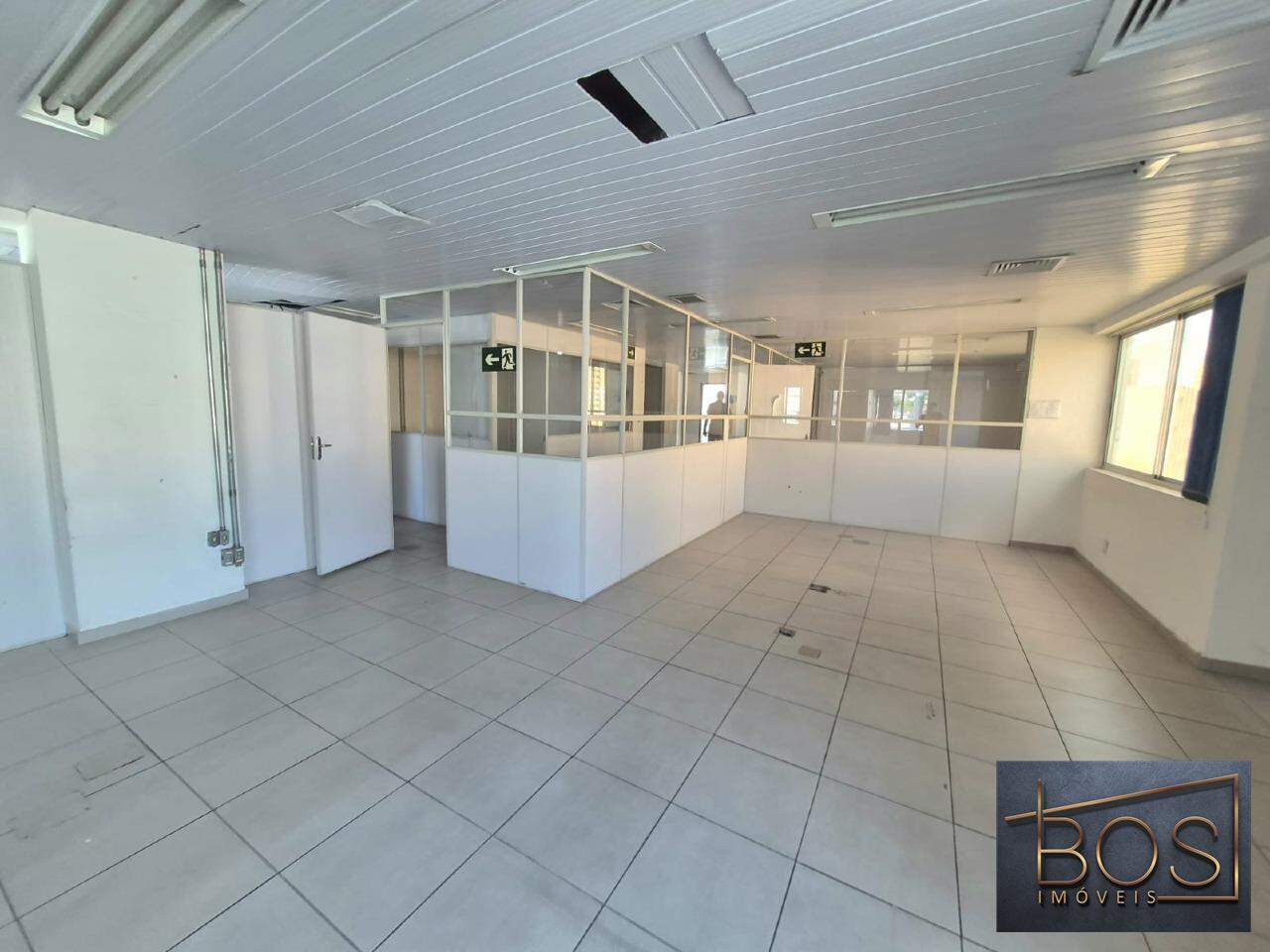 Loja-Salão, 180 m² - Foto 1