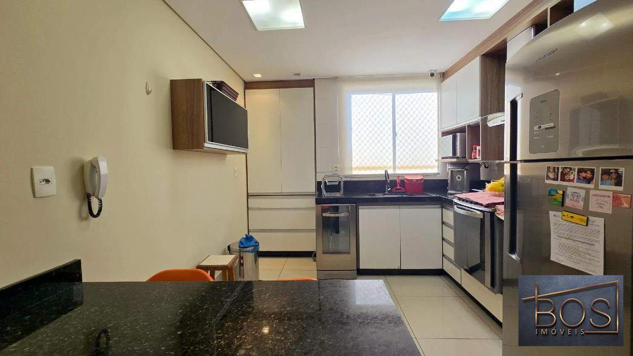 Cobertura, 3 quartos, 151 m² - Foto 4