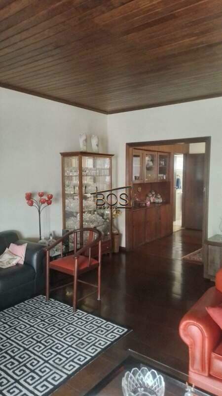 Casa, 3 quartos, 270 m² - Foto 4