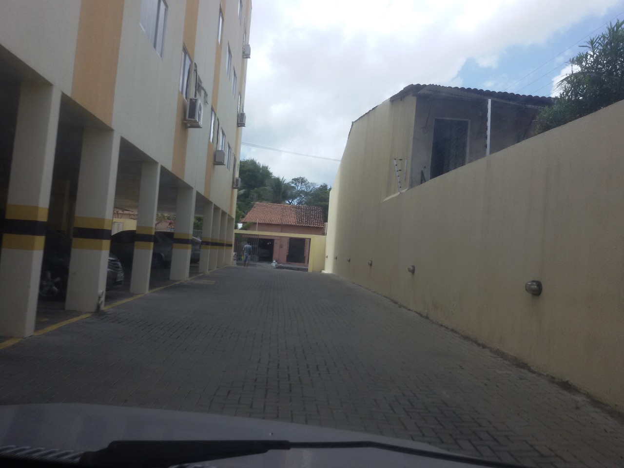 Apartamento para aluguel no Jóquei Club: 