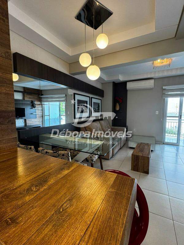 Triplex à venda no Costeira: 