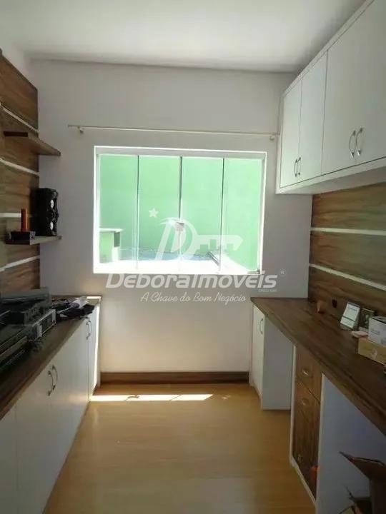 Triplex à venda no 29 de Julho: 