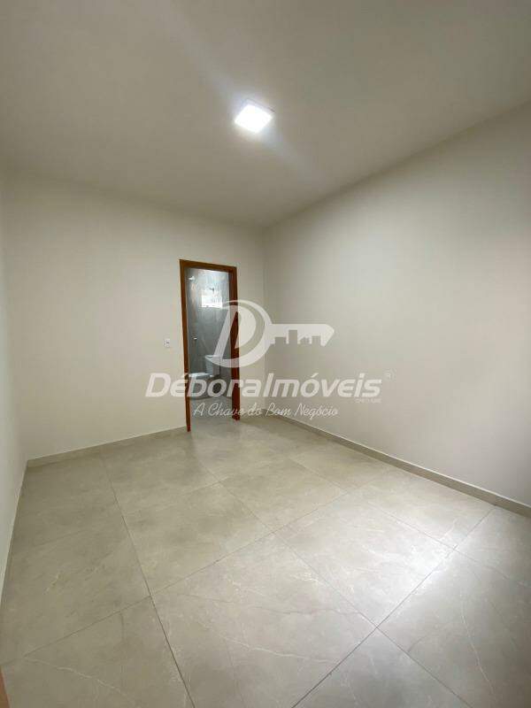 Casa à venda no Jardim Guaraituba: 