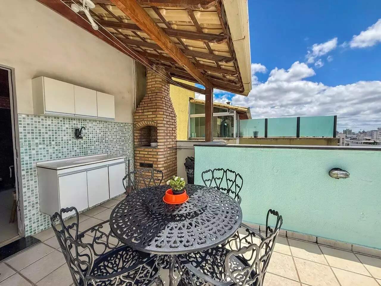 Apartamento à venda no Castelo: 