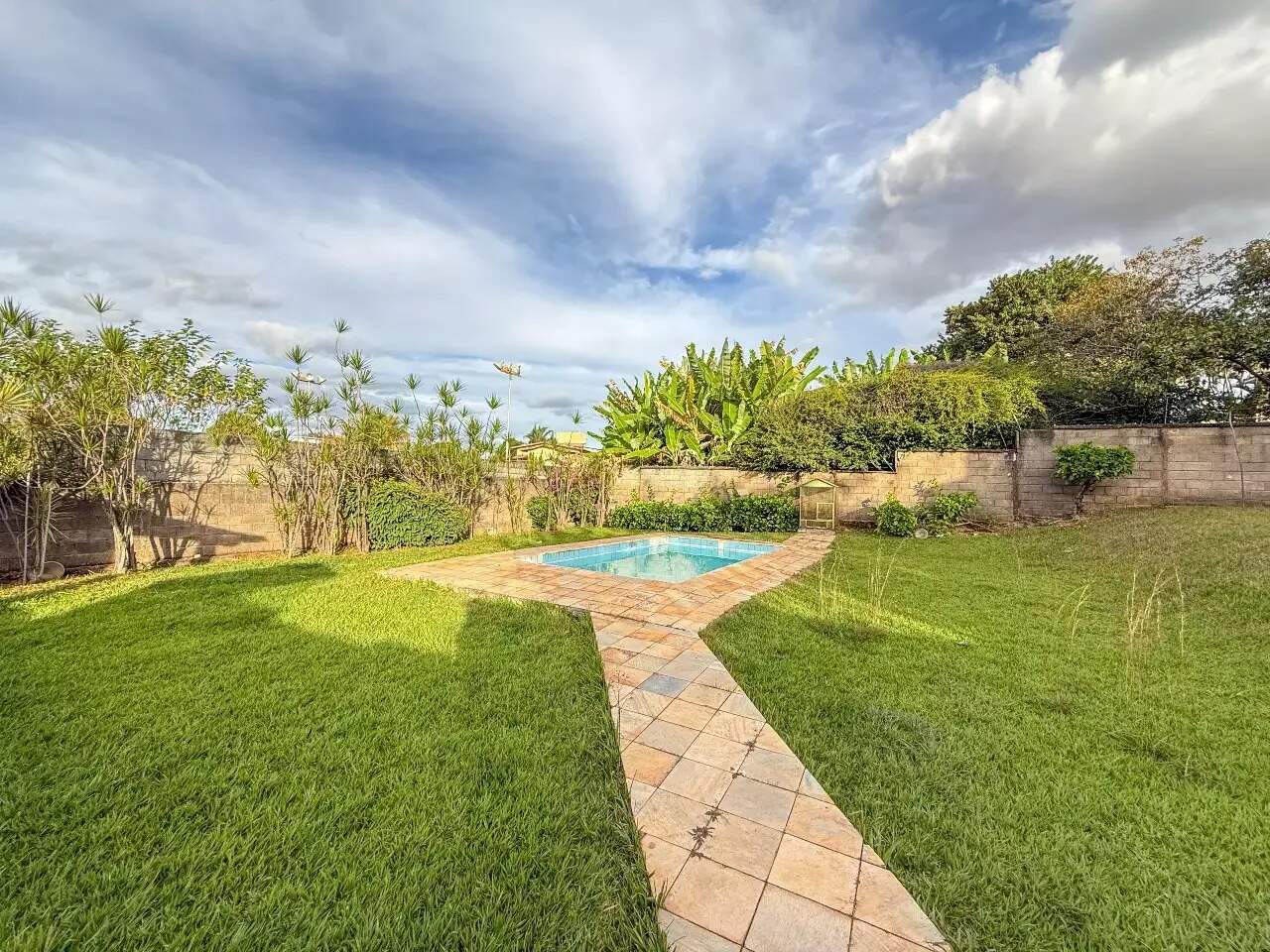 Casa à venda no Garças: 