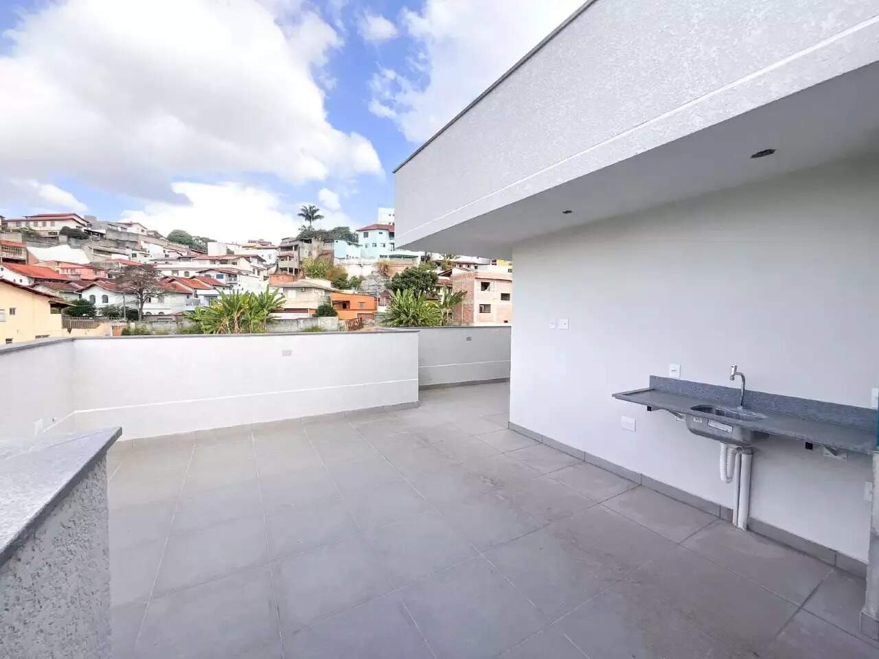 Cobertura à venda no Alto Caiçaras: 