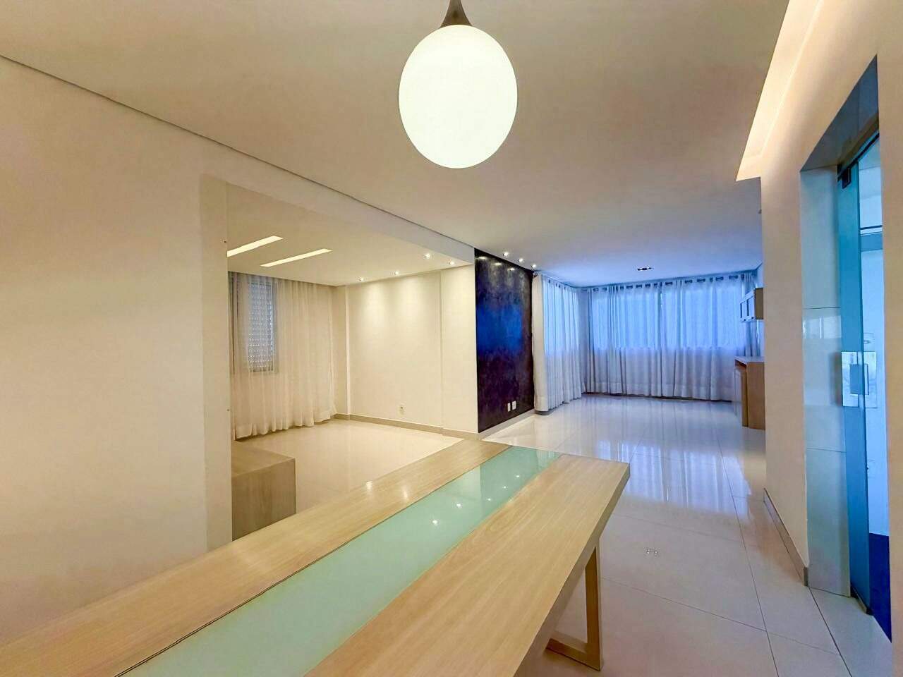 Apartamento à venda no Castelo: 