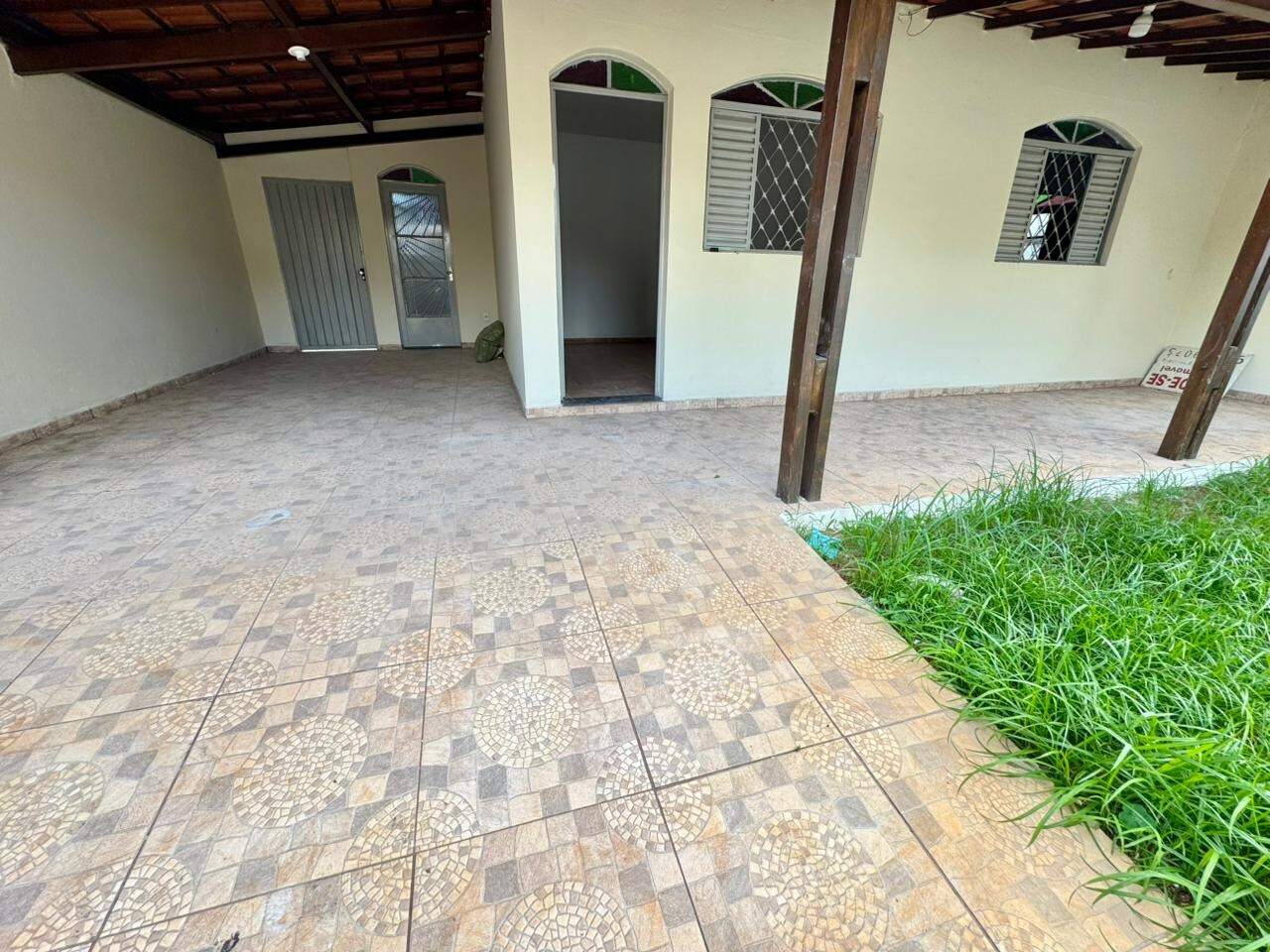 Casa à venda no Arvoredo: 