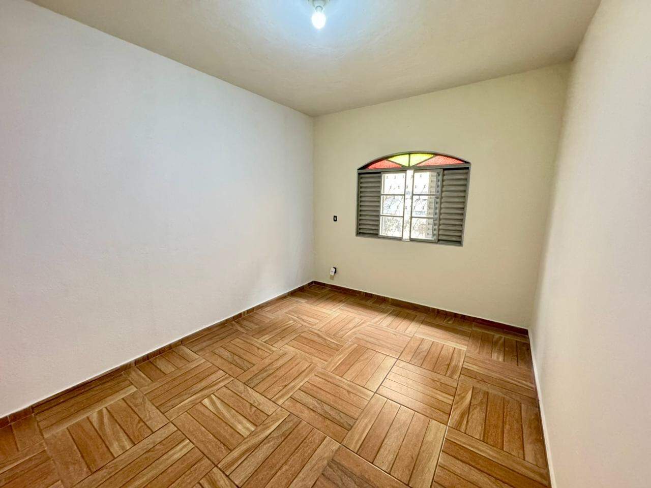 Casa à venda no Arvoredo: 