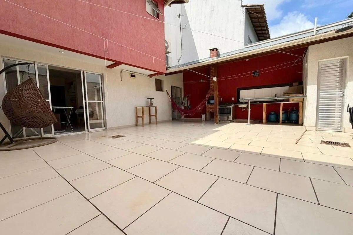 Casa à venda no Castelo: 