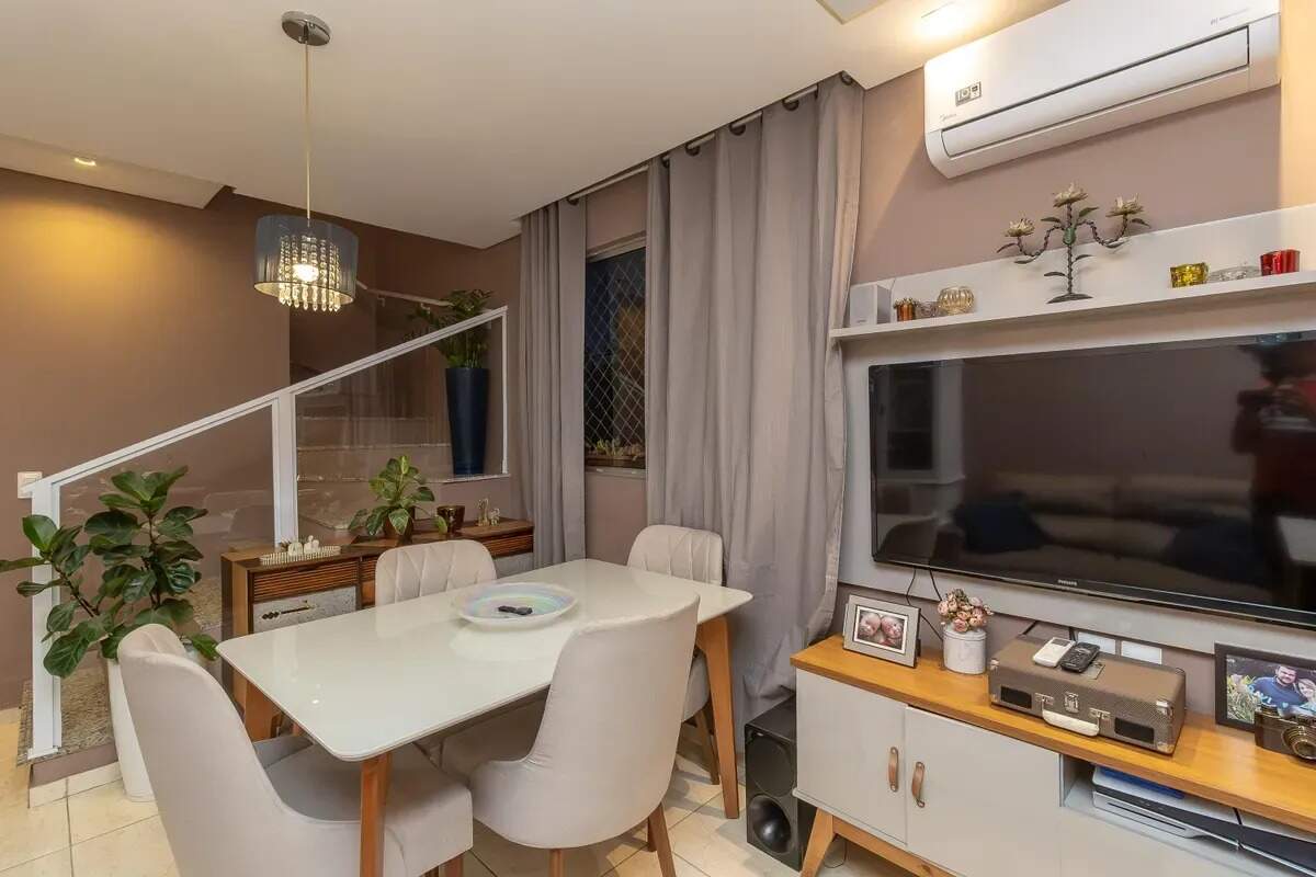 Casa à venda no Manacás: 