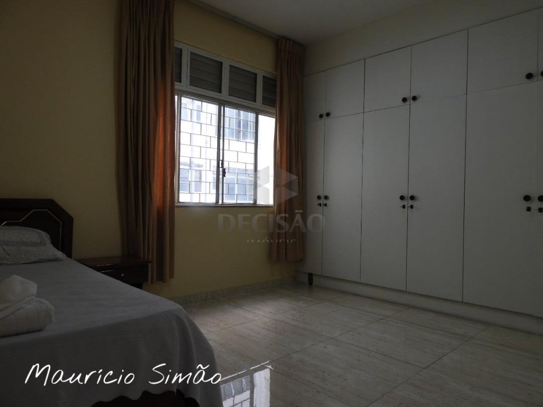 Apartamento 3 Quartos à venda no Centro: 