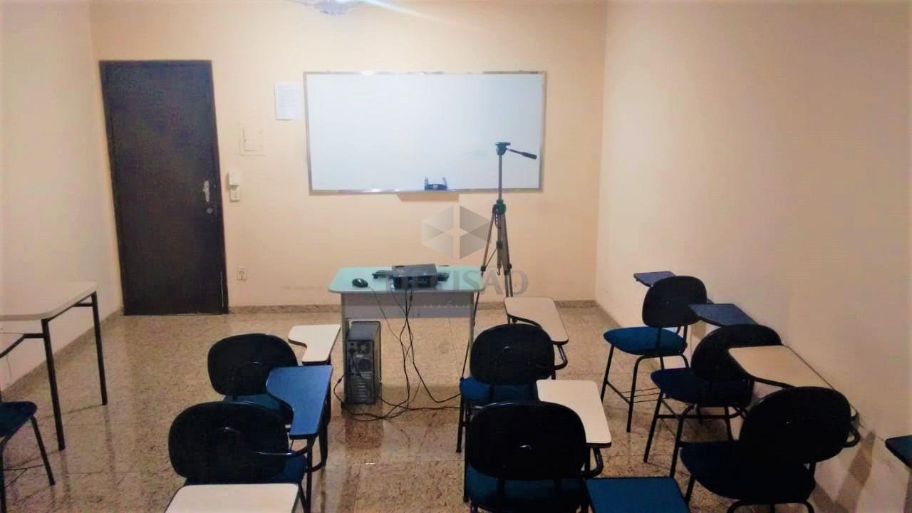 Sala à venda no Santo Agostinho: 
