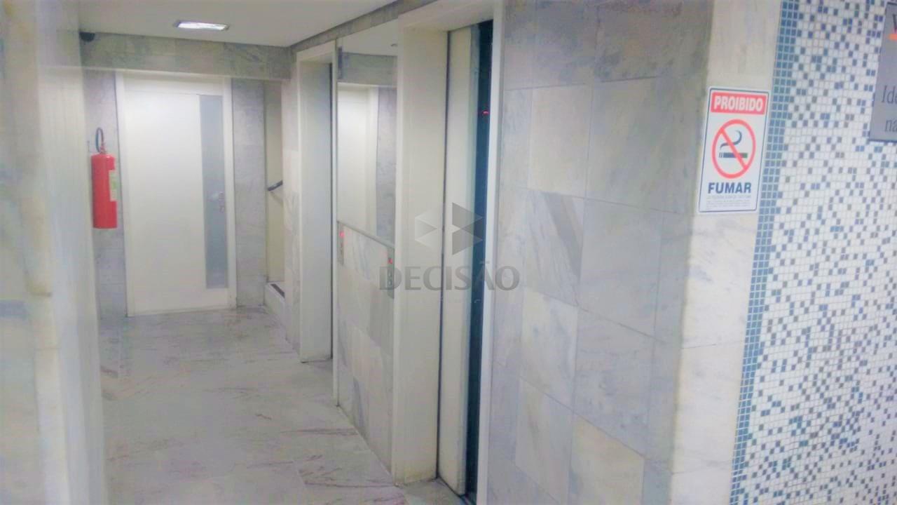 Sala à venda no Santo Agostinho: 