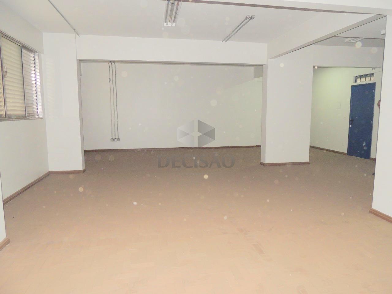 Prédio Comercial à venda no Centro: 