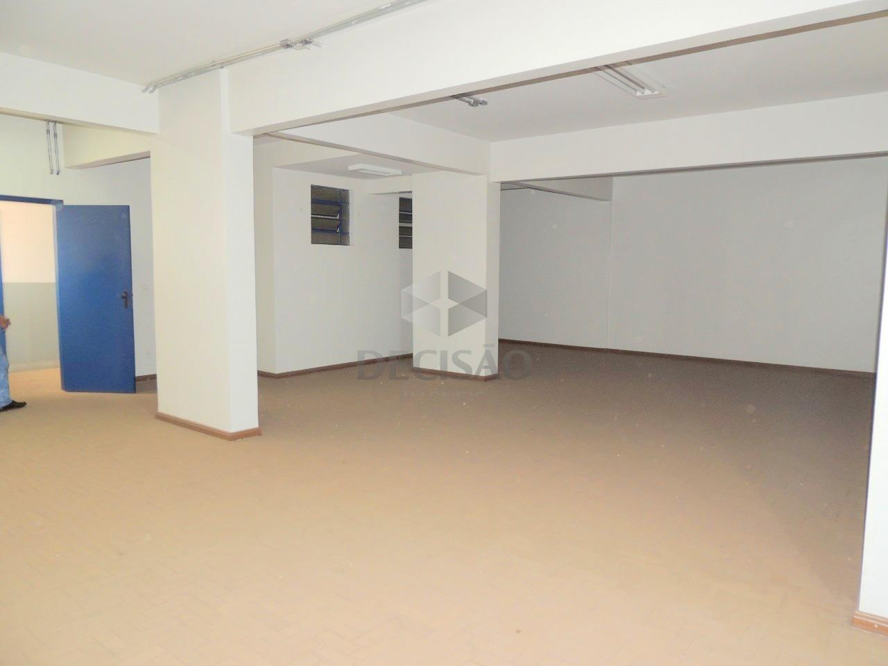 Prédio Comercial à venda no Centro: 