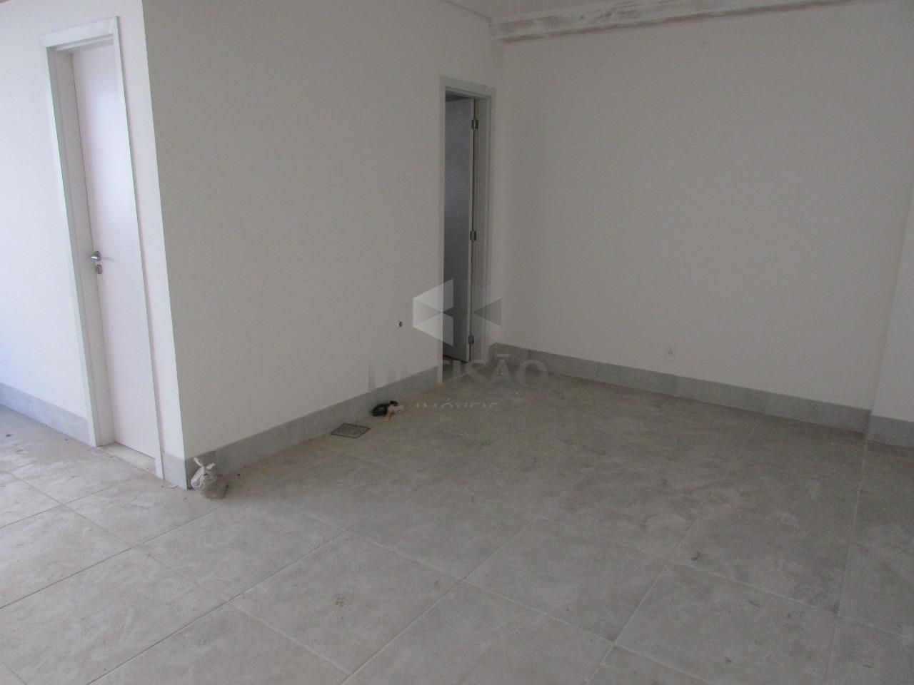 Prédio Comercial à venda no Centro: Sala 704