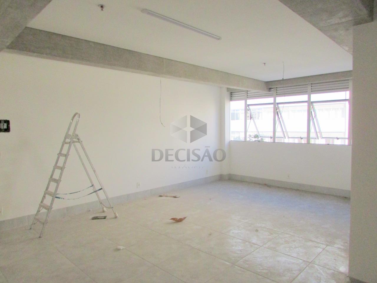 Prédio Comercial à venda no Centro: Sala 704