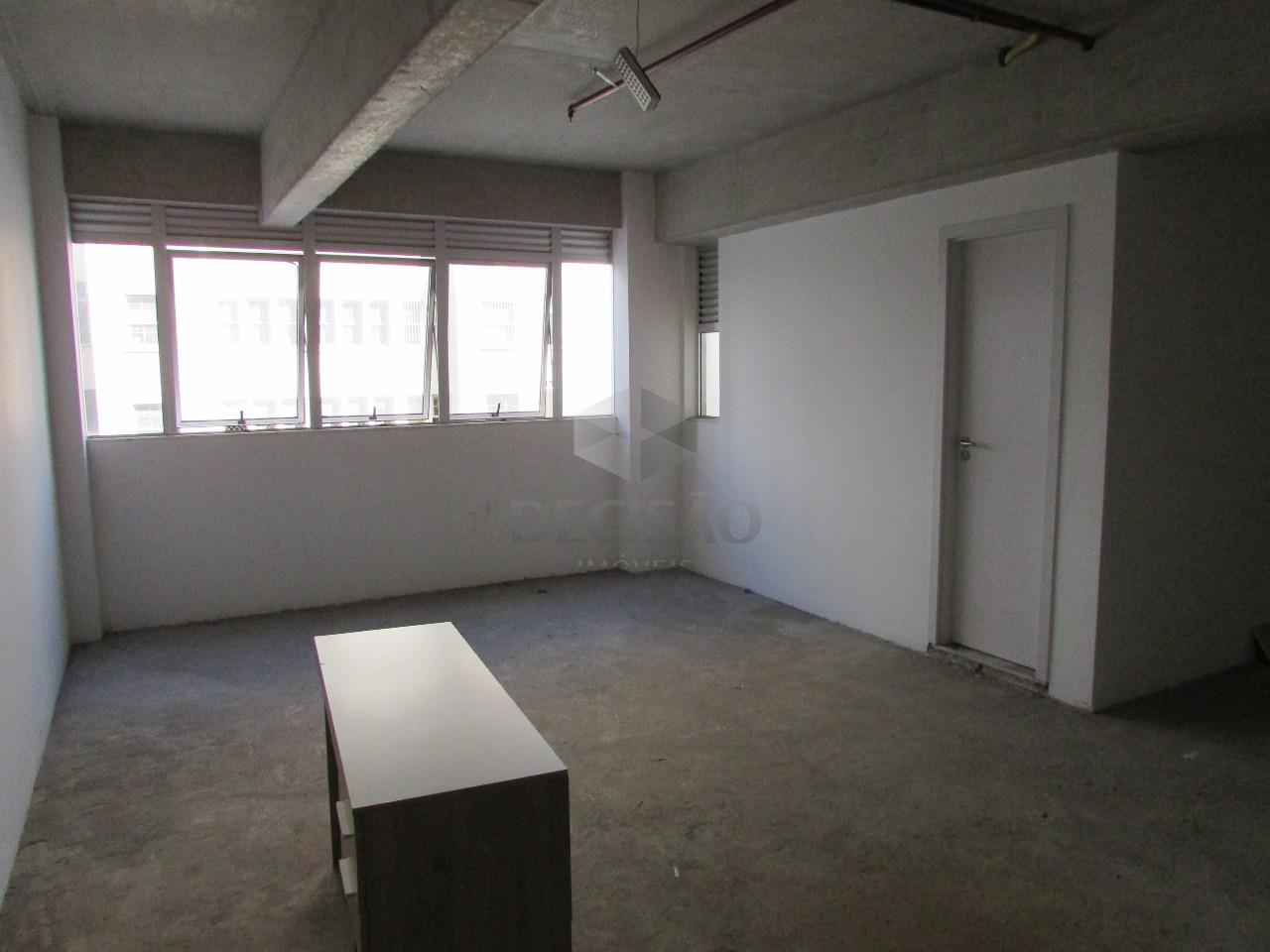 Prédio Comercial à venda no Centro: Sala 604