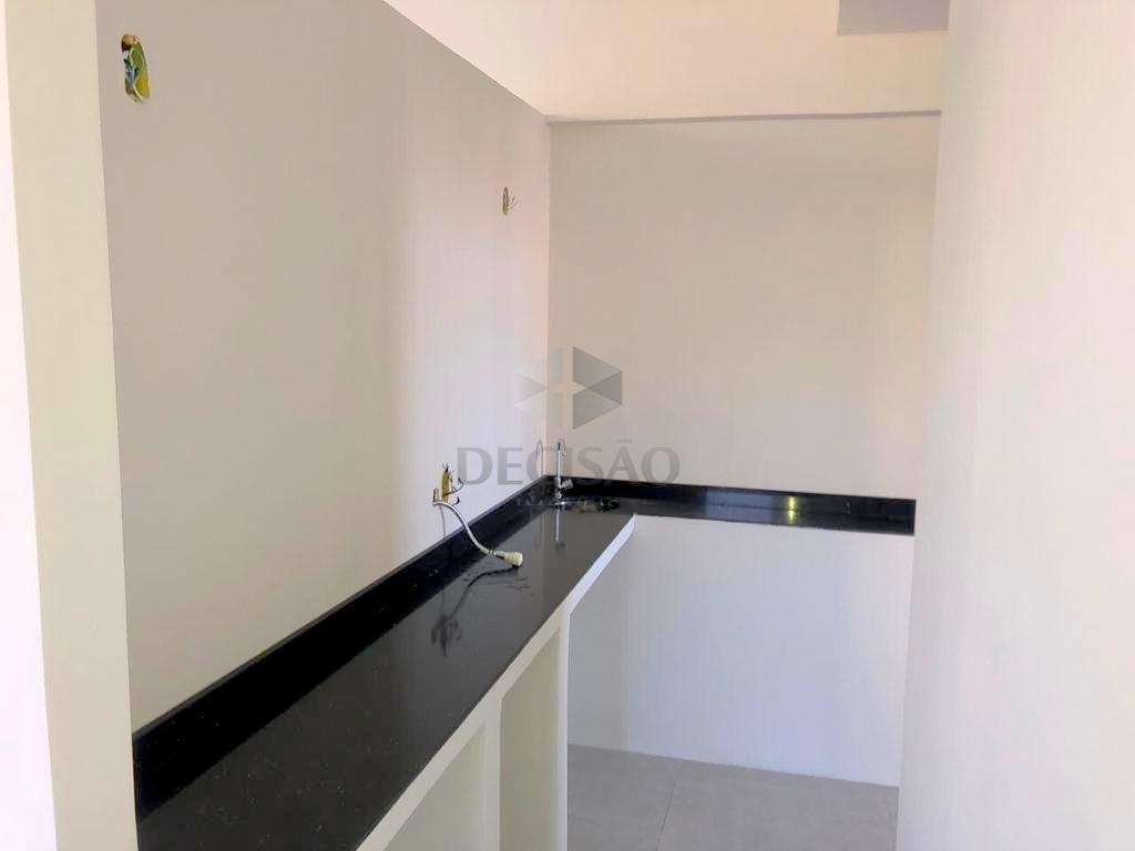 Sala à venda no Santa Lucia: 