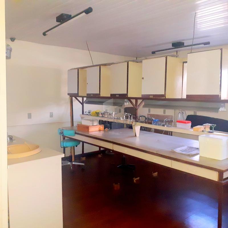 Prédio Comercial à venda no Funcionarios: 