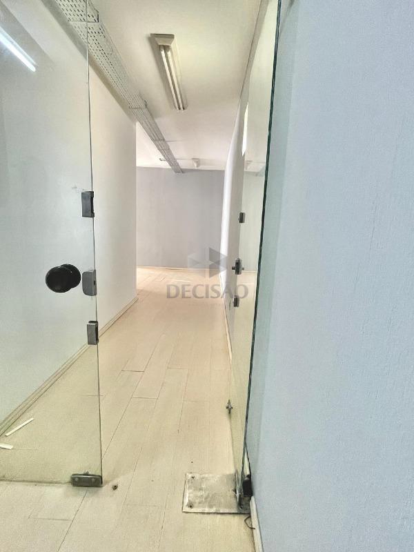 Sala à venda no Centro: 