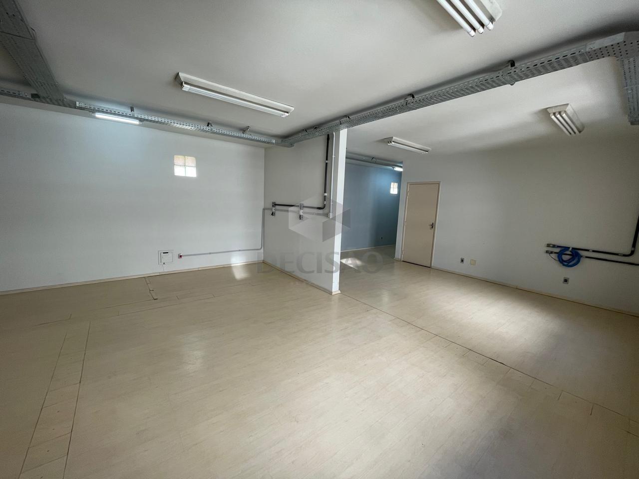 Sala à venda no Centro: 