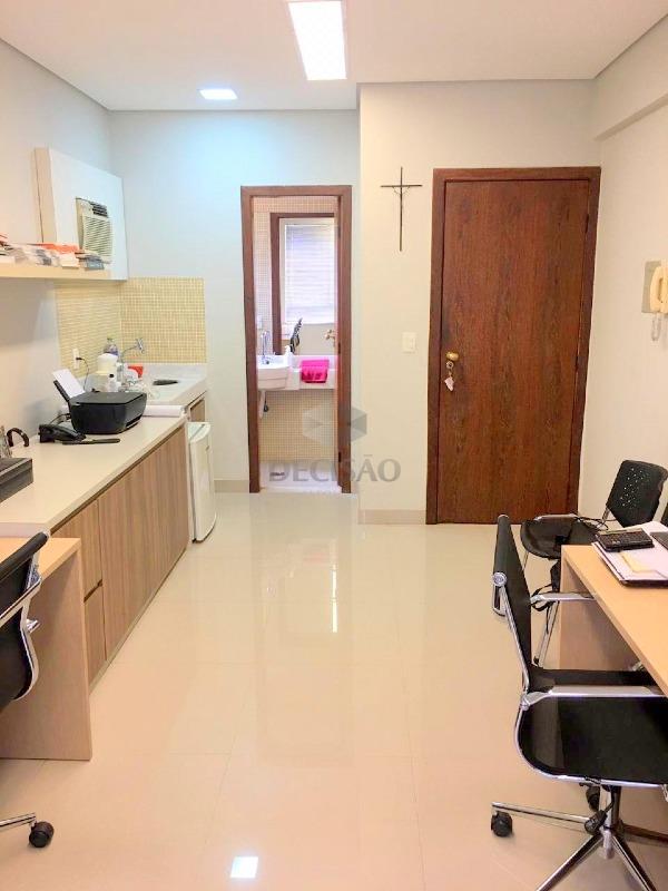 Sala à venda no Santa Efigênia: 