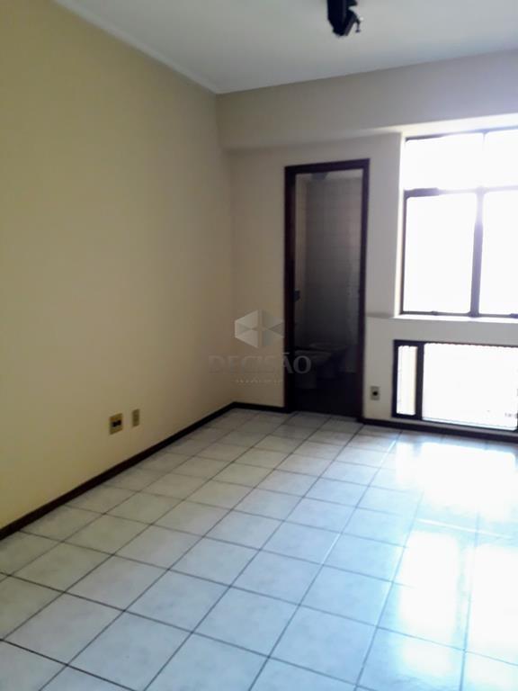 Sala à venda no Lourdes: 