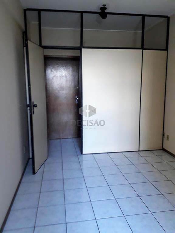 Sala à venda no Lourdes: 