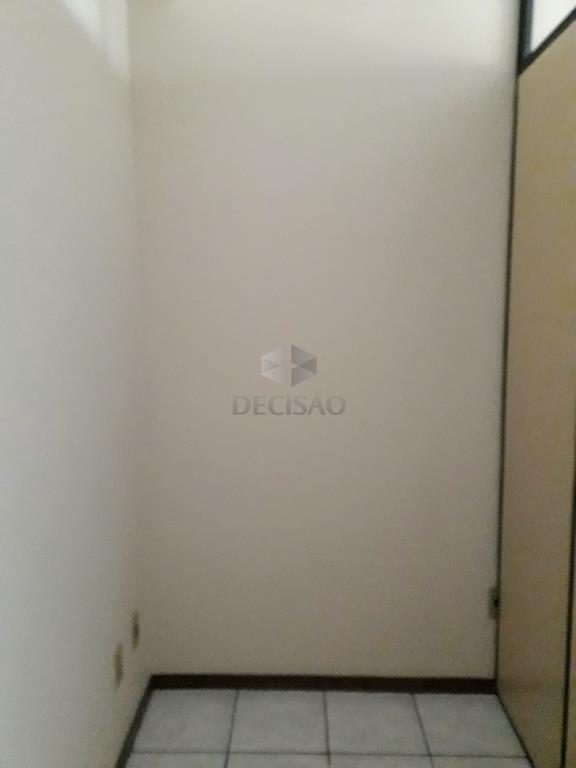 Sala à venda no Lourdes: 