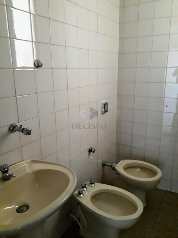 Sala à venda no Lourdes: 