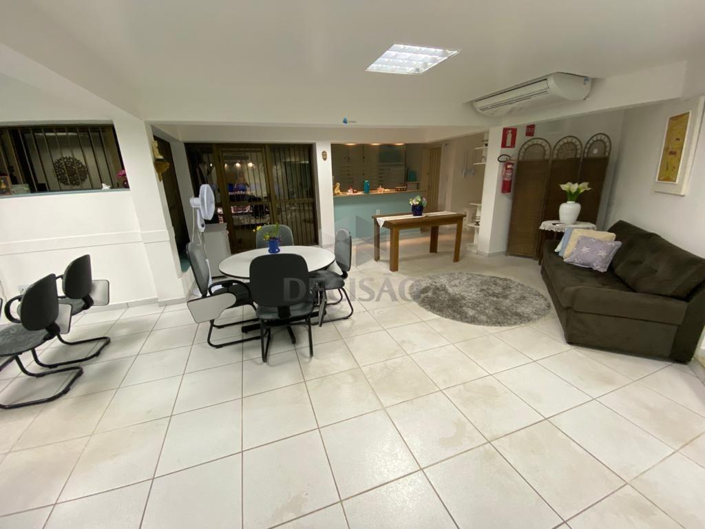 Andar corrido à venda no Santa Efigênia: 