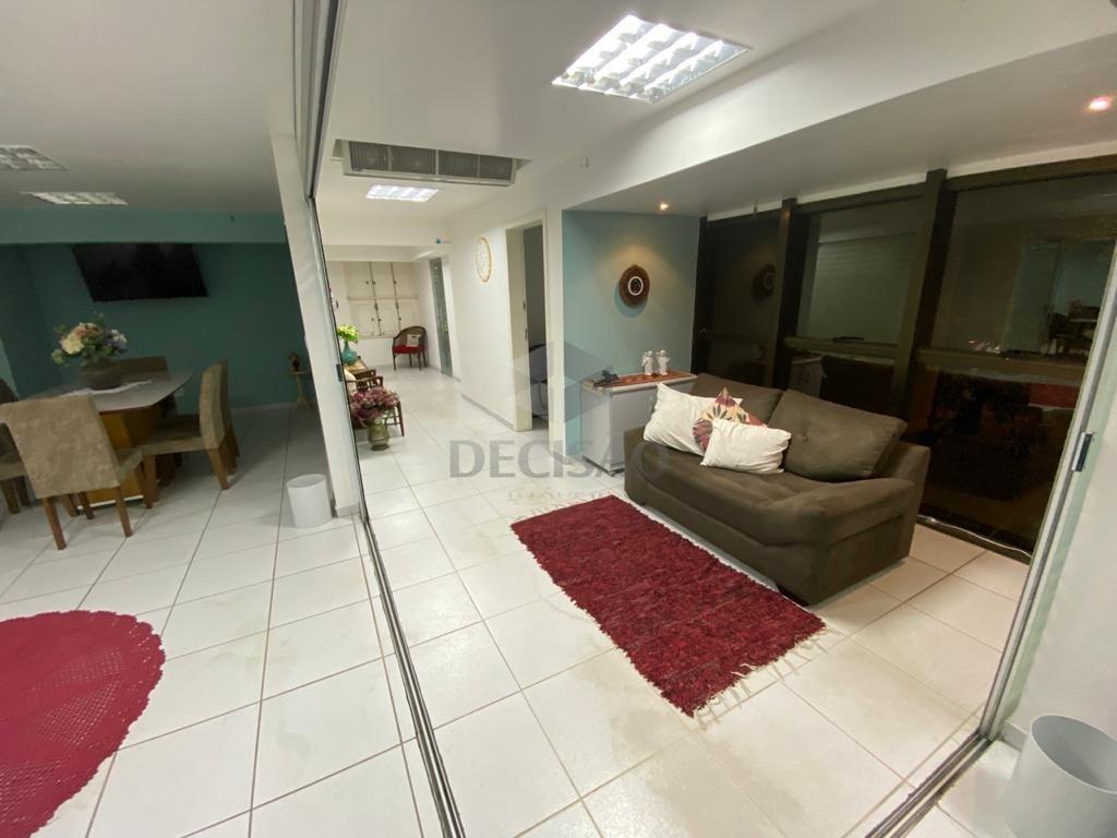 Andar corrido à venda no Santa Efigênia: 