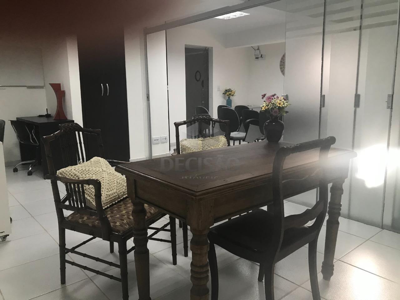 Andar corrido à venda no Santa Efigênia: 