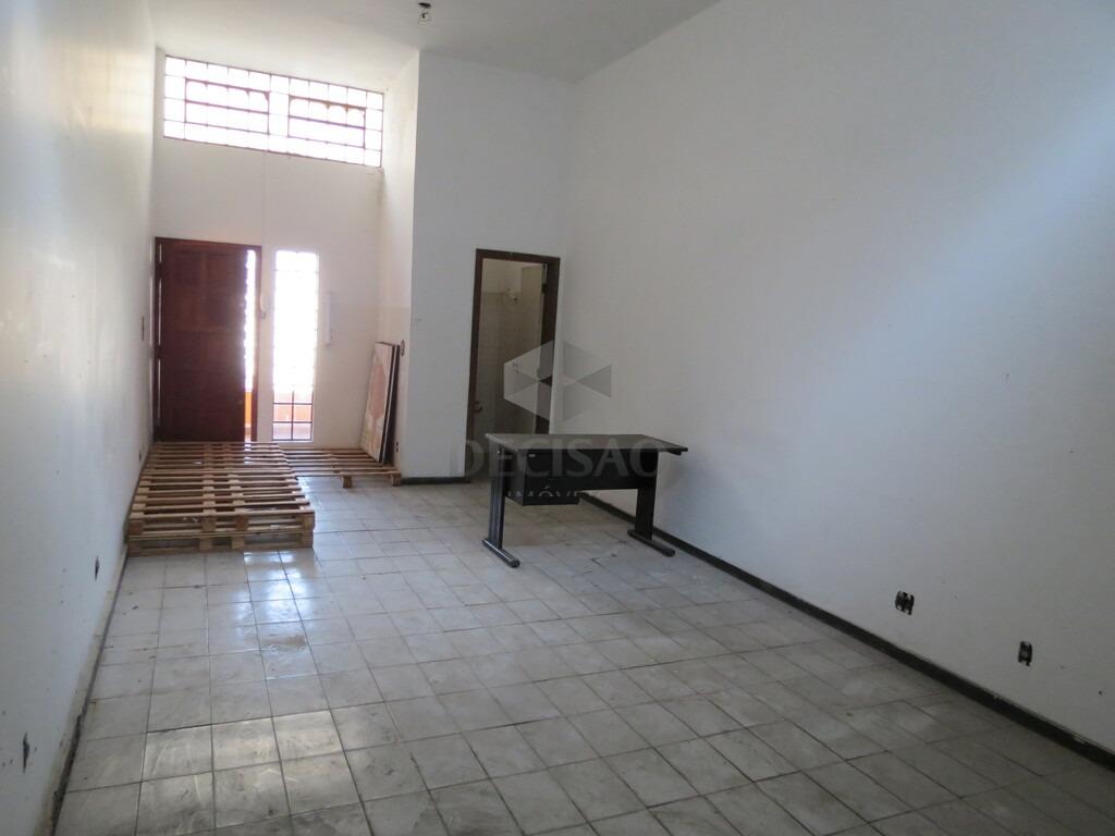 Sala à venda no Carlos Prates: 