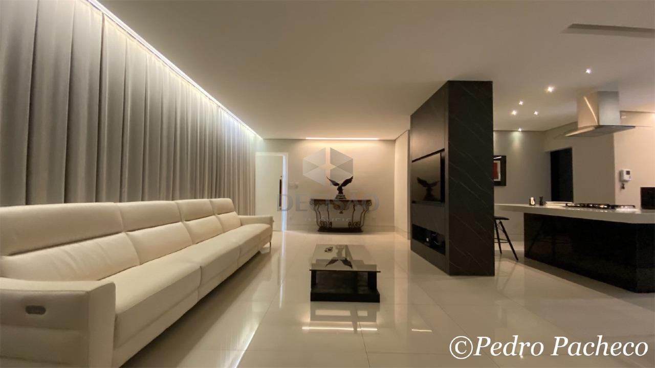 Apartamento 4 Quartos à venda no Lourdes: 