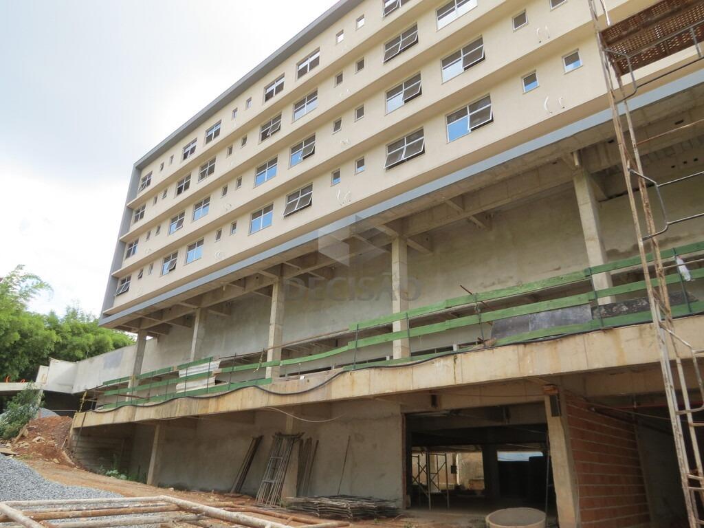 Loja à venda no Estoril: 