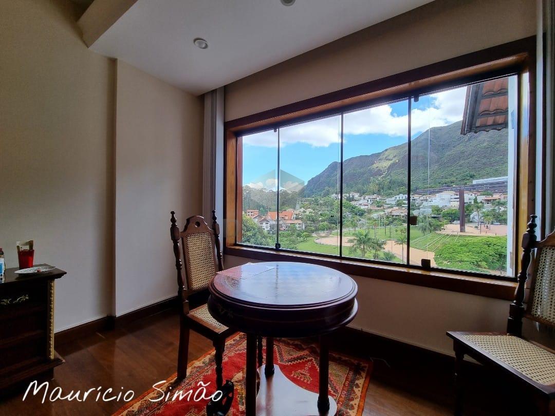 Casa à venda no Mangabeiras: 