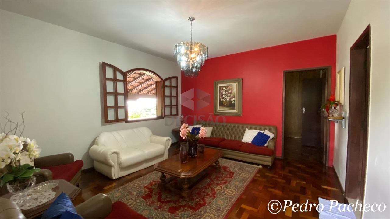 Casa à venda no Serra: 