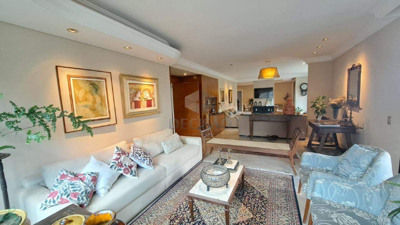 Apartamento 4 Quartos à venda no Funcionarios: 