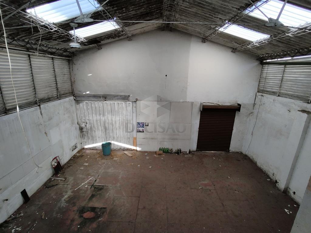 Loja à venda no Santa Tereza: 