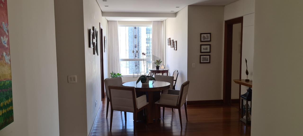 Cobertura à venda no Savassi: 