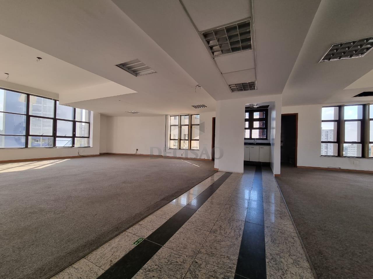 Prédio Comercial à venda no Funcionarios: 