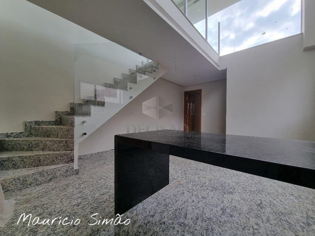 Cobertura à venda no Cruzeiro: 