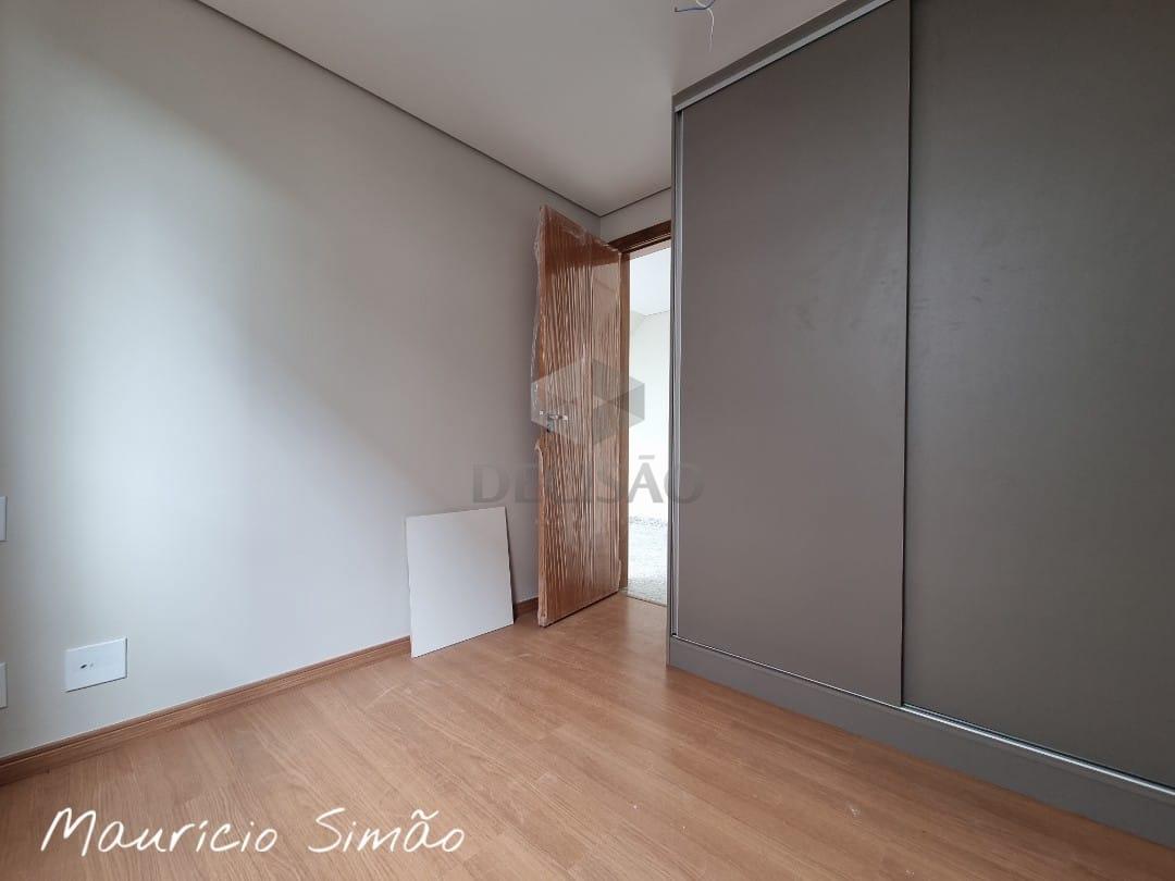 Cobertura à venda no Cruzeiro: 