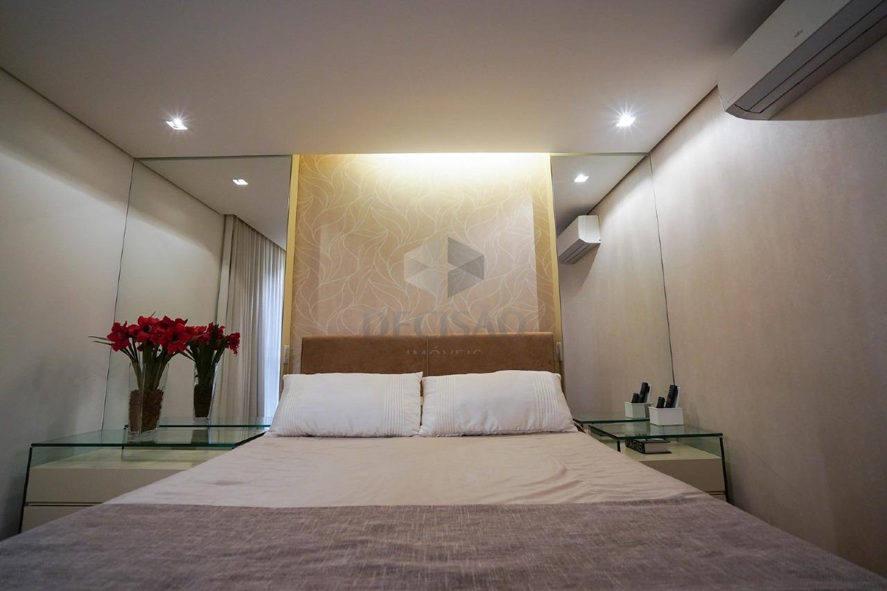 Área privativa à venda no Lourdes: 