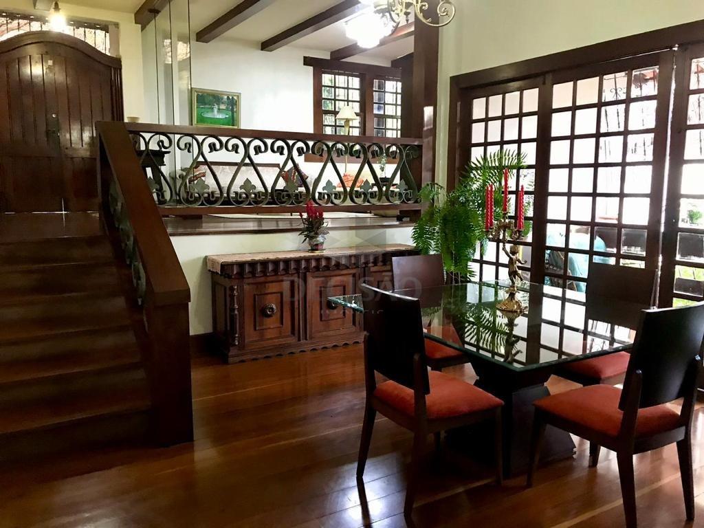 Casa à venda no Mangabeiras: 