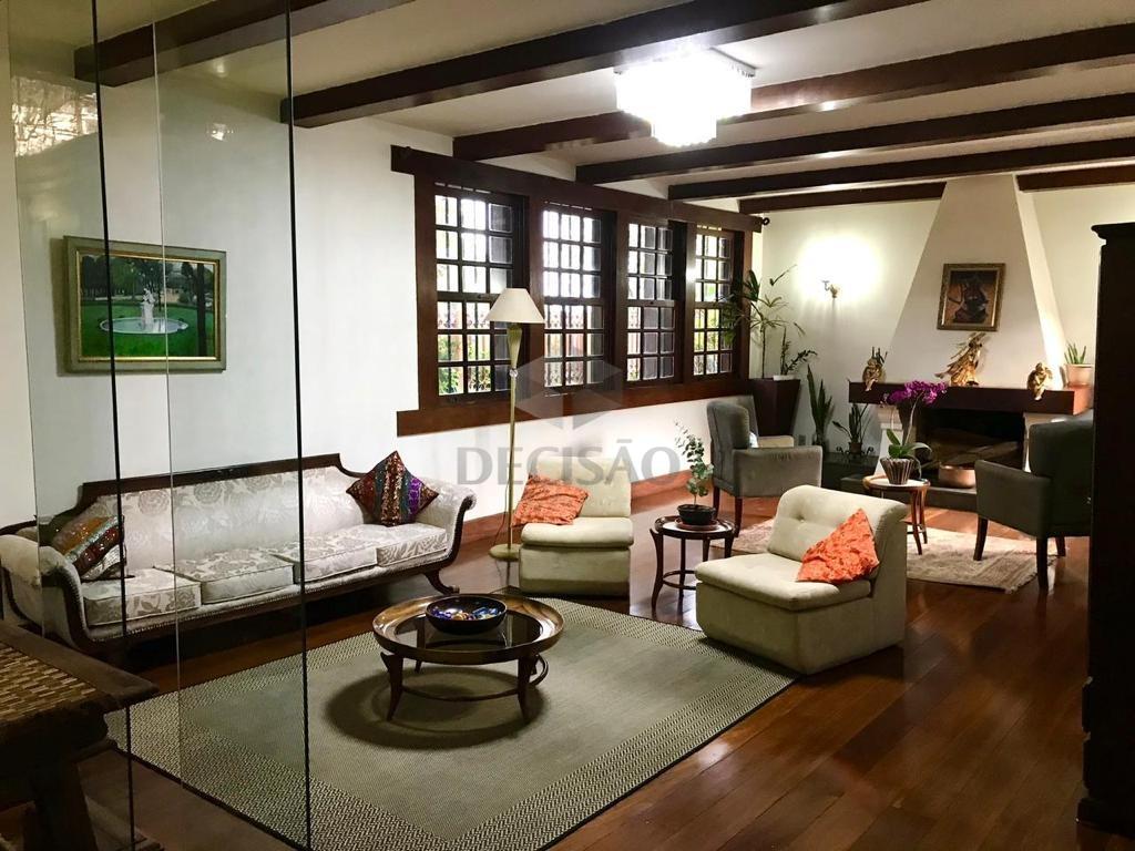 Casa à venda no Mangabeiras: 