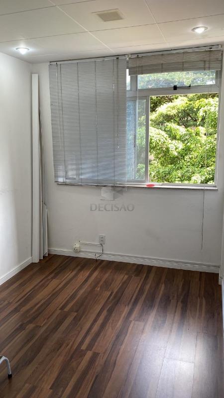 Sala à venda no Santa Efigênia: 